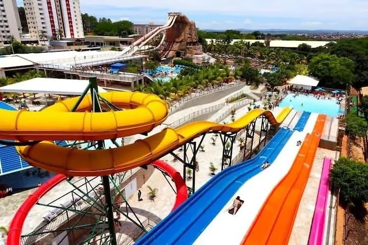 Flat Com Clube Diroma Gratis Todos Os Dias! Apartman Caldas Novas