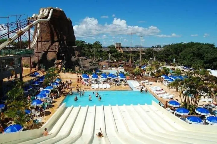 Flat Com Clube Diroma Gratis Todos Os Dias! Apartman Caldas Novas Brazília
